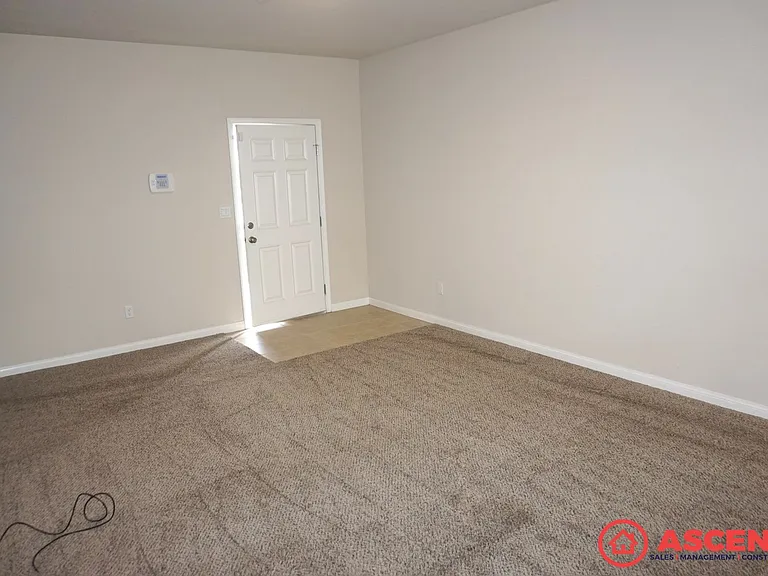 5511 Beacon Ridge Ct — Photo 2