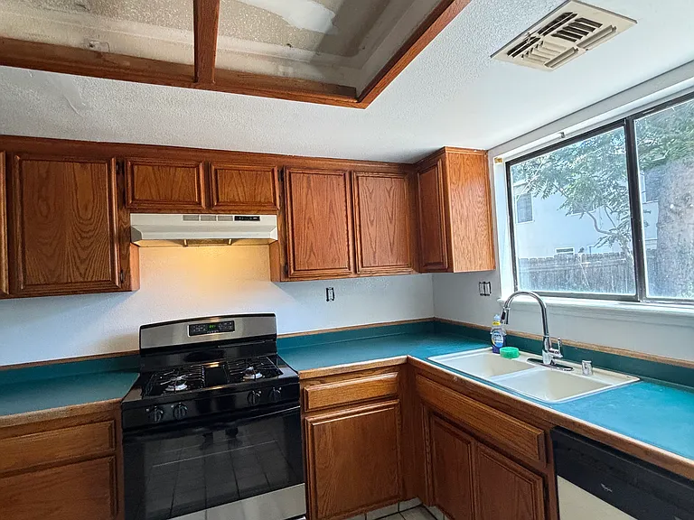 430 A St #A — Photo 3