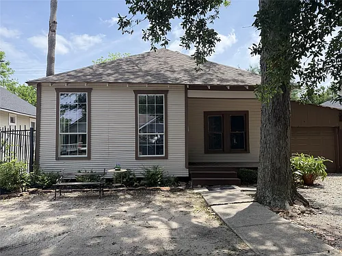 1418 Yale St Photo 1