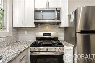 3rd image of 678 Moreland Ave NE #10850356