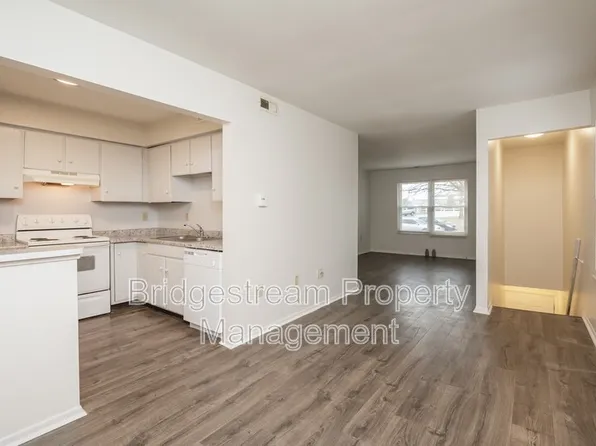 1417 Forest Ln, Fairborn, OH 45324