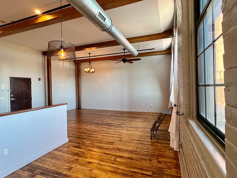 28 Bayley St #405 — Photo 18