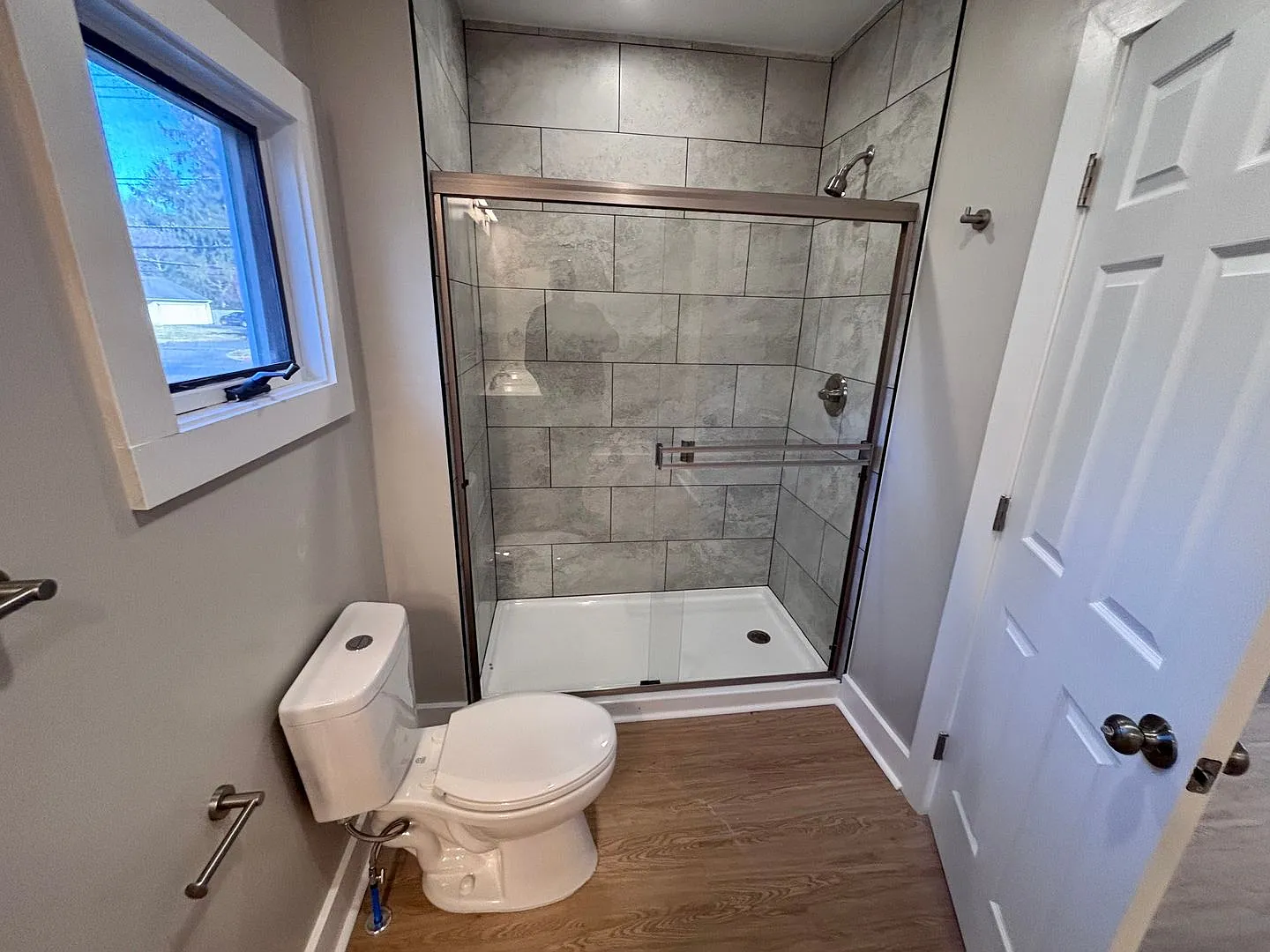 6 bed, 1920 sqft, $4,900 — Photo 4