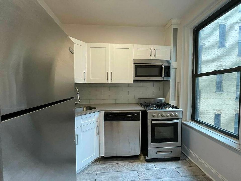 1st image of 25-23 31st Ave #35