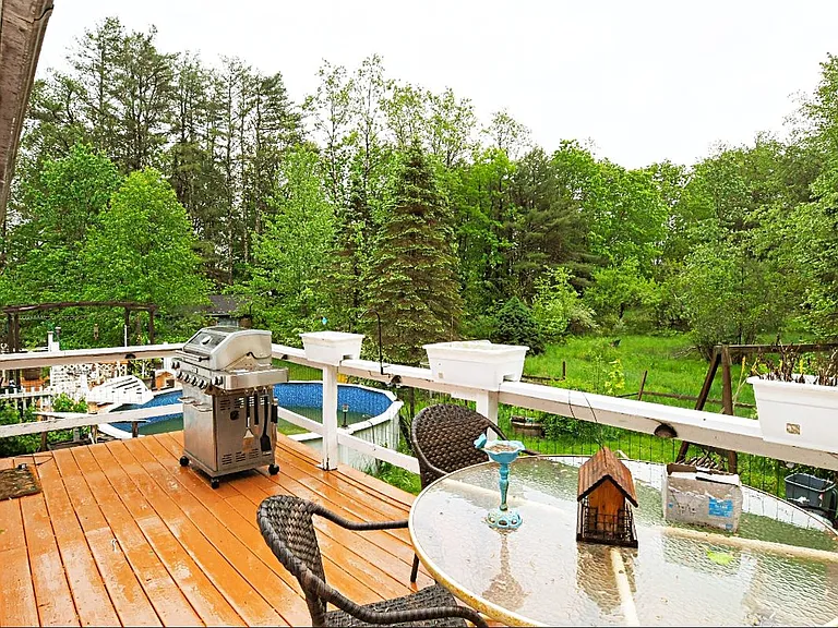 410 Bald Hill Rd #A — Photo 23