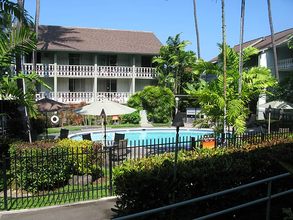 75-5776 Kuakini Hwy