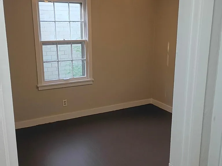 54 Webber St — Photo 5