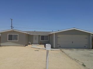 8907 Columbine Ave, California City, CA 93505