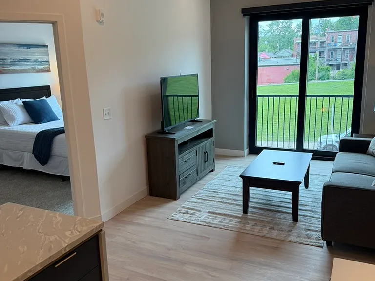 1838 Washington St #2 — Photo 8