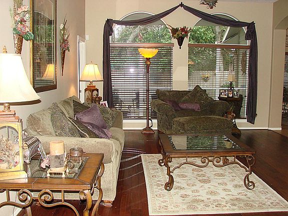 Hardwood Floors and walls of windows