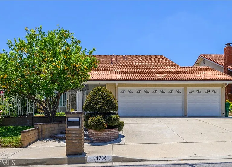 21786 Santaquin Dr — Photo 58