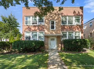 4856 Hull St, Skokie, IL