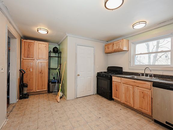5th image of 32 Norton Street