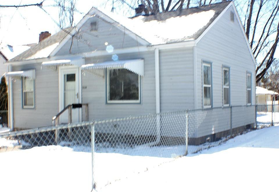1st image of 5520 44th Ave S