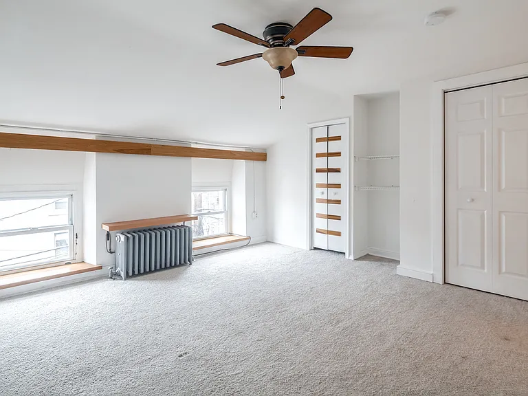 129 Krams Ave — Photo 23
