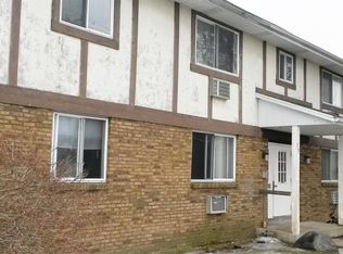 719 Kellogg Ave APT 3, Janesville, WI 53546