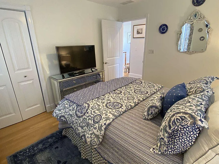 122 N Monroe Ave #WINTER RENTAL — Photo 17