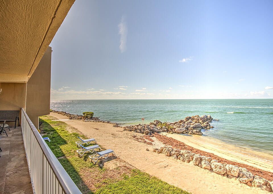 1st image of 1133 W Ocean Dr #13