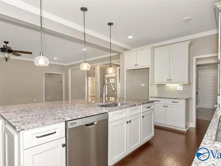 138 Legacy Cove Dr — Photo 16