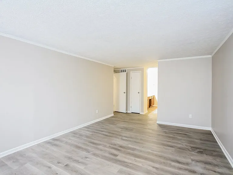 8291 Ontario Ln — Photo 8
