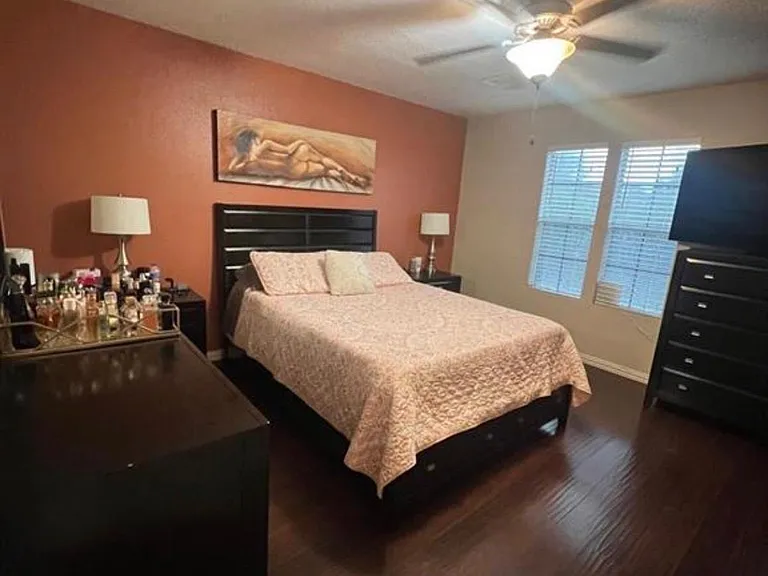 18710 Sandelford Dr — Photo 18