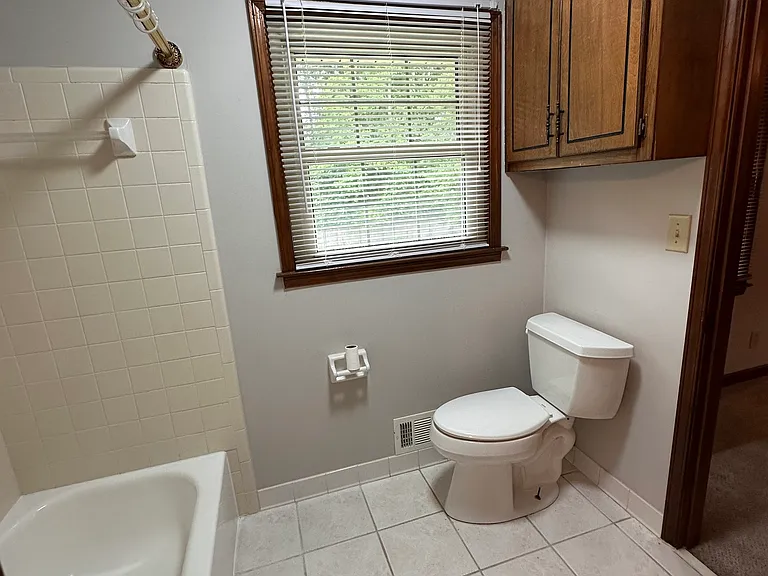 145 Redwood Cir — Photo 16