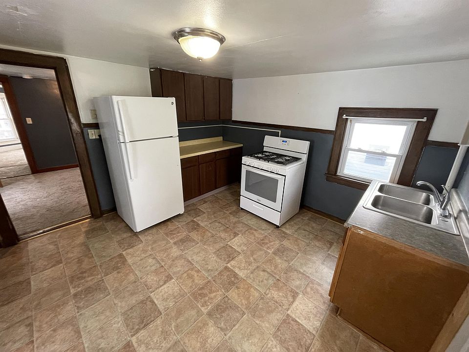 1st image of 323 N Terrace St #2