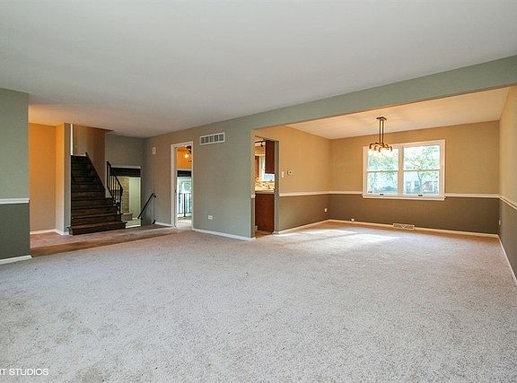 5th image of 22455 Imperial Dr