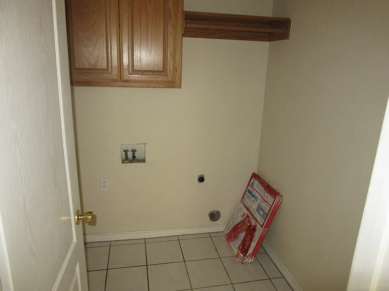 5280 Western Plains Ave — Photo 13