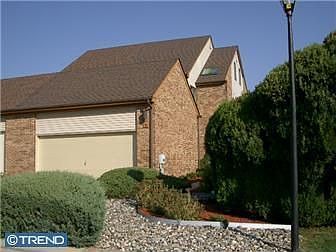 1st image of 3 Laurel Ct