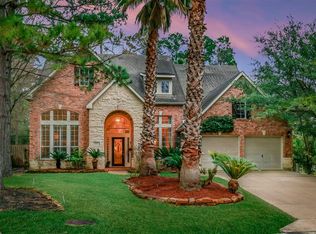 162 Goldenvine Ct, The Woodlands, TX 77382