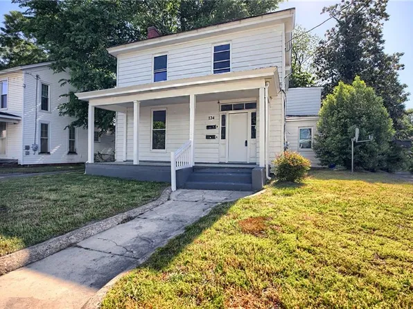 124 Wellons St, Suffolk, VA 23434