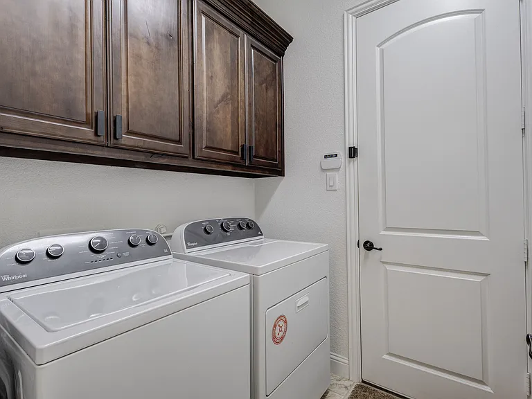 6441 Teabridge Dr — Photo 36