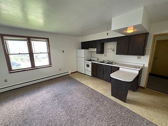 2nd image of 620 Chestnut St APT 9