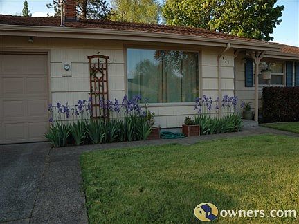 Front yard faces south