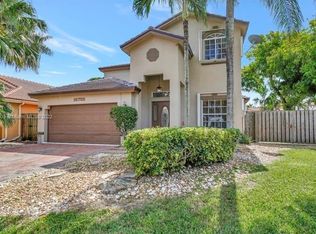 16782 SW 90th St, Miami, FL 33196