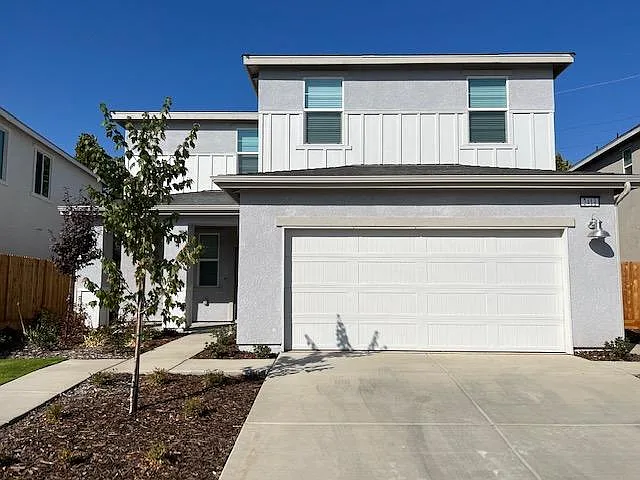 2411 Explorador Dr photo 1