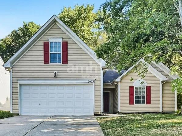 7033 Sunman Rd, Charlotte, NC 28216