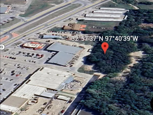 Bonnie Bell Ln, Springtown, TX 76082