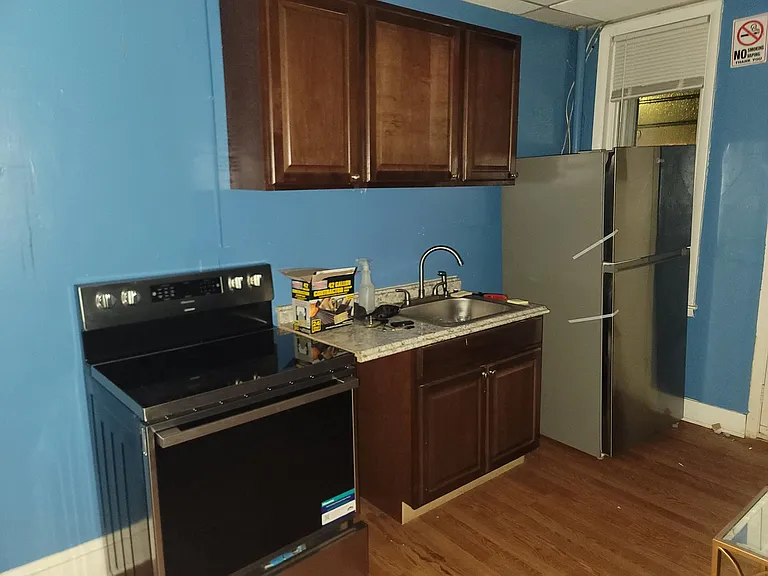 873 Main St #2 — Photo 3