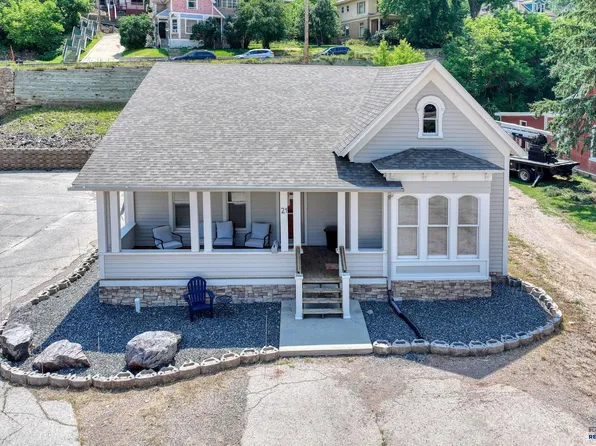 21 Charles St, Deadwood, SD 57732