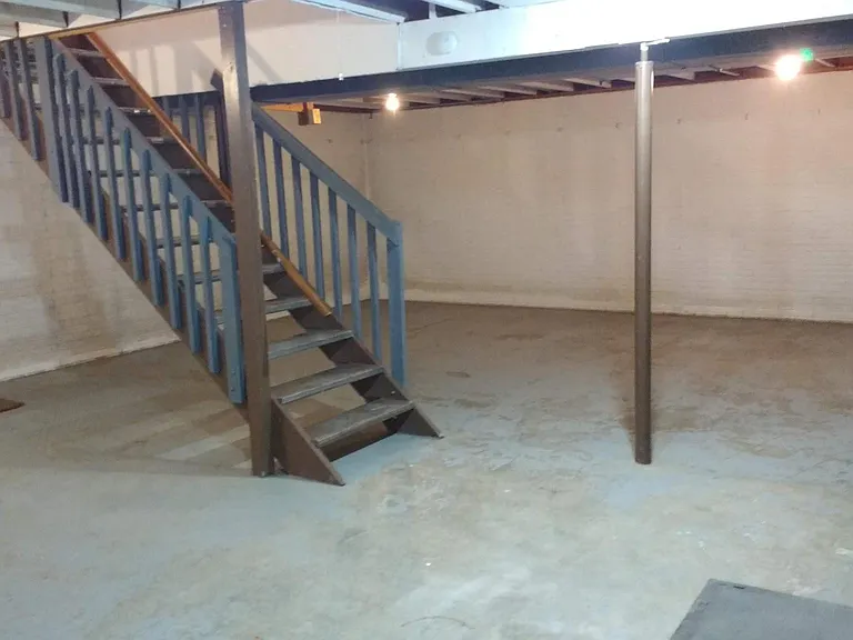 2122 J St — Photo 14