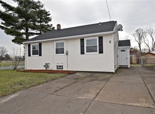 2 Redwood Dr, Buffalo, NY 14225