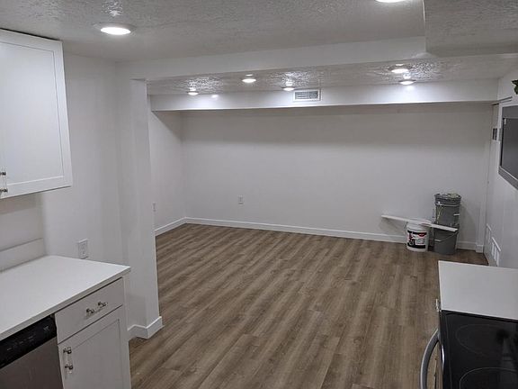 3rd image of 532 W Fern Dr #2