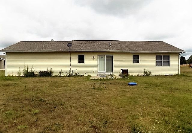 2nd image of 65808 New Dawn Ave