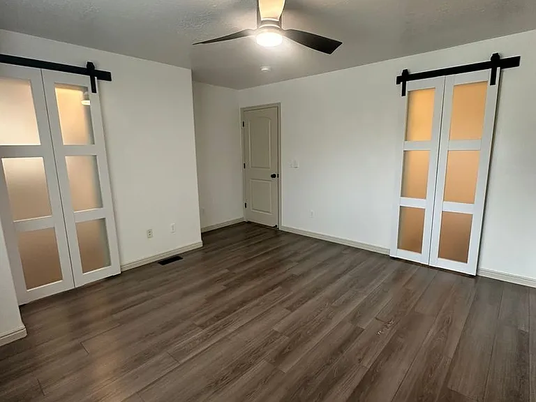 1584 E Sandalwood Dr — Photo 9