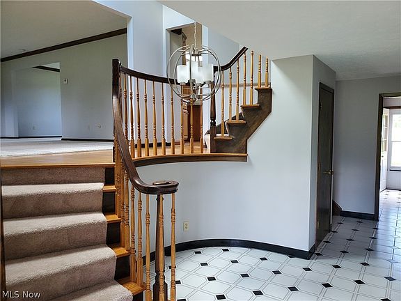 3rd image of 8340 Kirkwood Dr