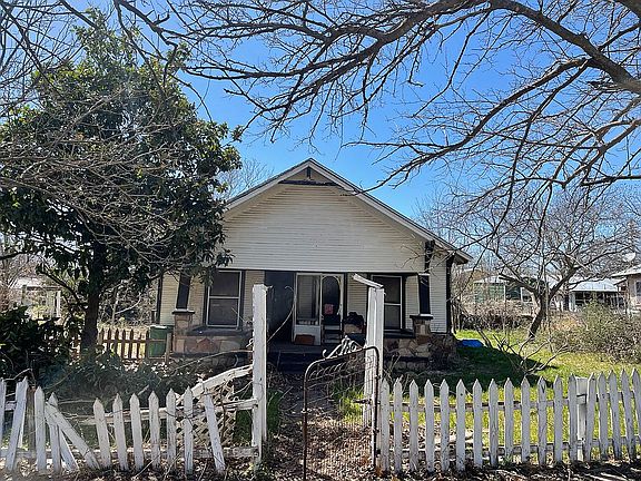 2nd image of 317 N Avenue B