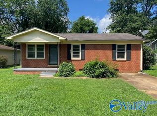 2008 Blue Bird Ave NW, Huntsville, AL 35816