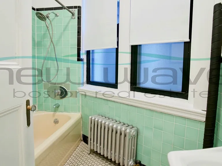 504 Beacon St #24 — Photo 6